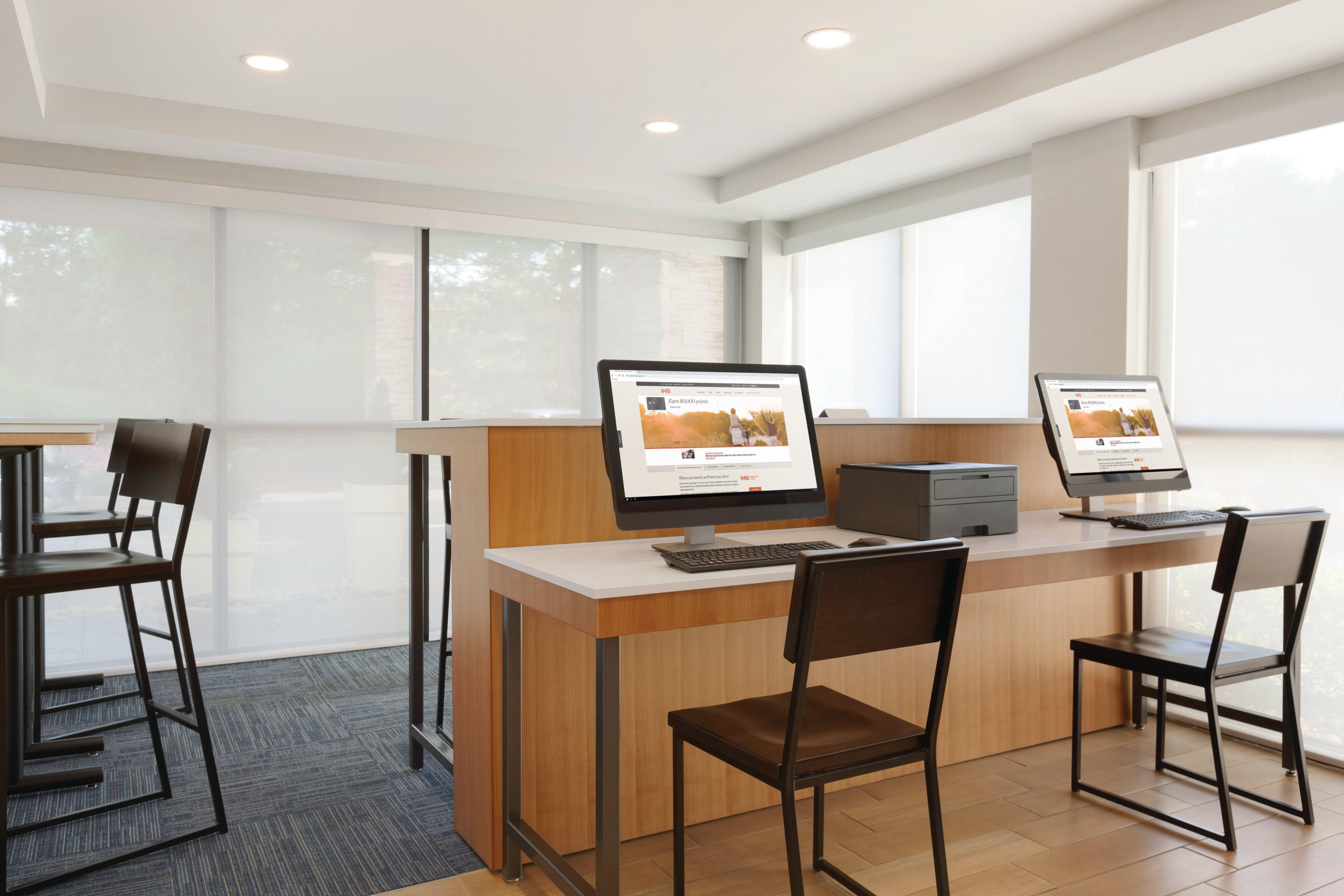 Holiday Inn Express Hartford South - Rocky Hill By Ihg Zewnętrze zdjęcie